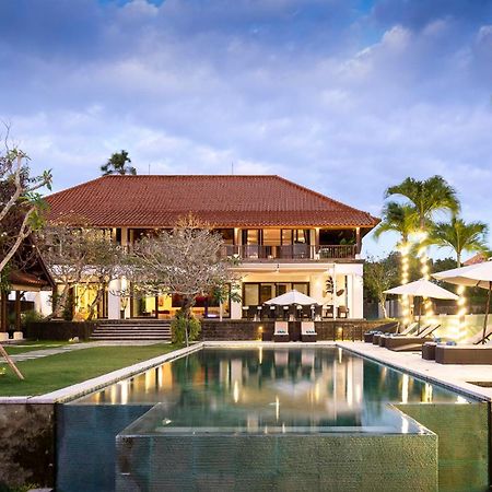Villa Manis Canggu ภายนอก รูปภาพ